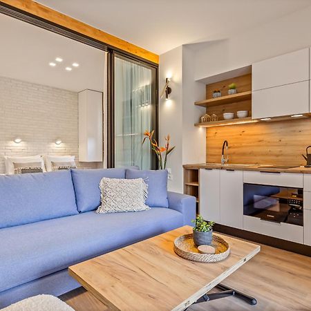 Lola Apartments Liapades Ngoại thất bức ảnh