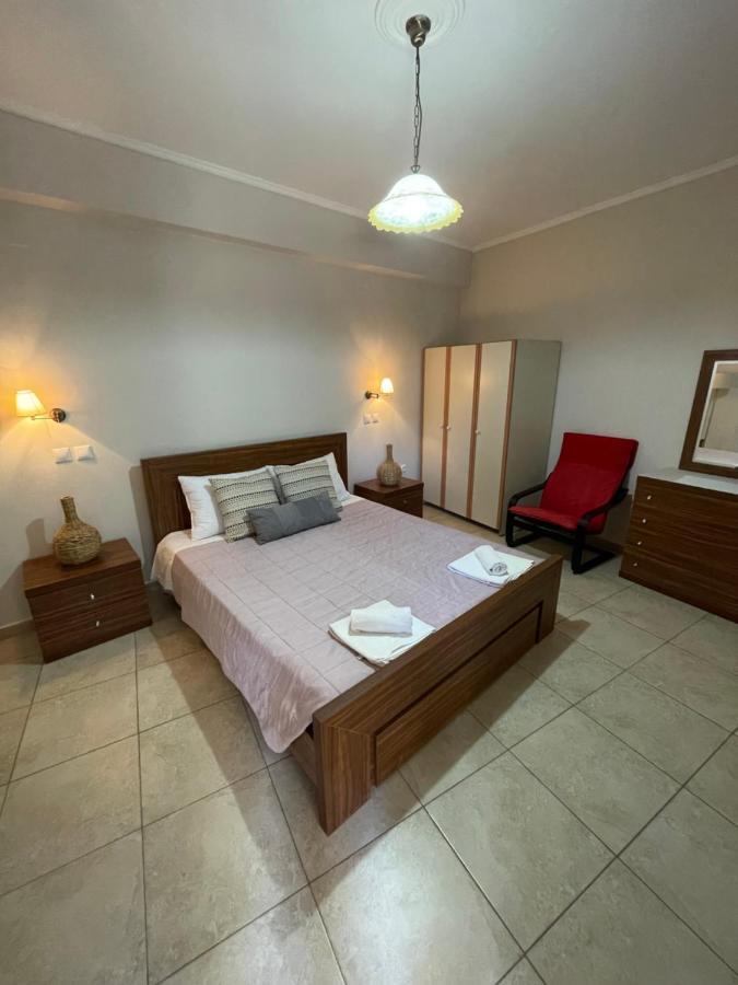 Lola Apartments Liapades Ngoại thất bức ảnh