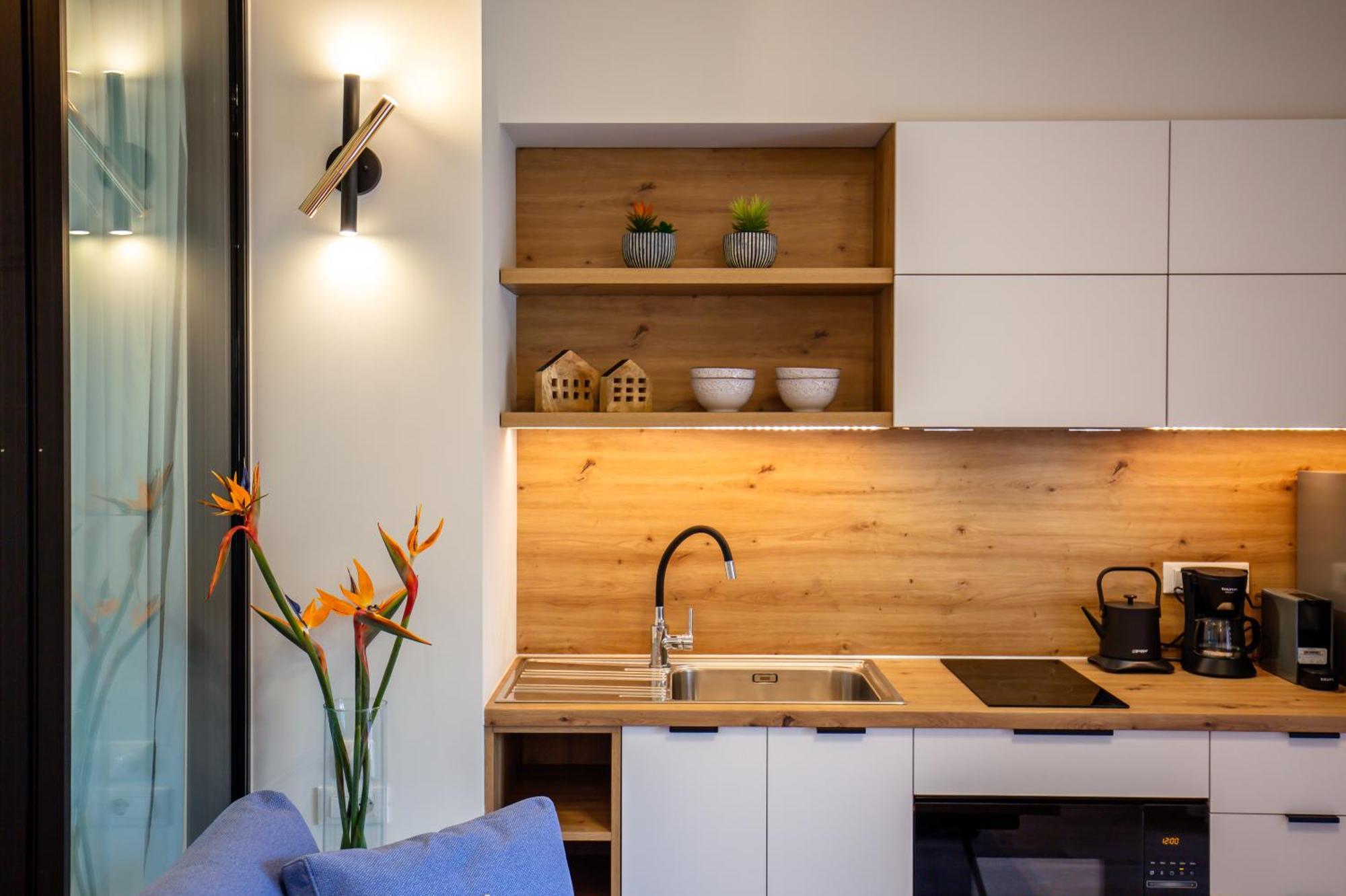 Lola Apartments Liapades Ngoại thất bức ảnh